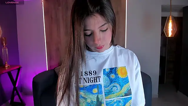 AlessiaCorleone  online show from February 2025 10:04:02 PM