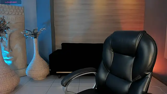 Snapshot of AlessiaCorleone_ chatting on November 2025 07:39:01 PM AlessiaCorleone online show from November 2025 07:39:01 PM