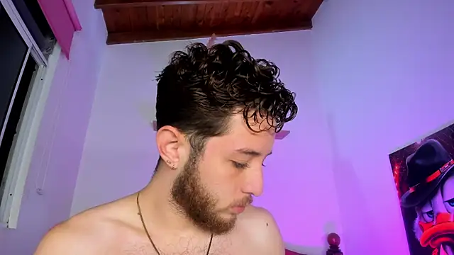 Juan Castano online show from November 2025 08:04:01 AM