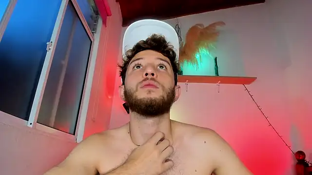 Juan Castano online show from November 2025 10:54:02 PM