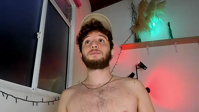 Juan Castano online show from December 2025 10:52:01 AM