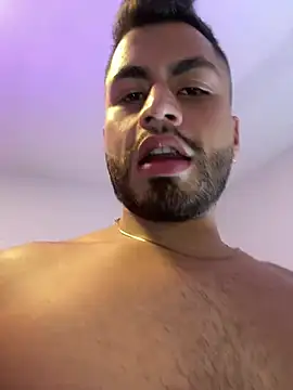 Juan Castano online show from January 2025 11:29:01 PM