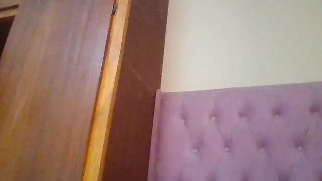 ShooingBunch online show from December 2025 07:03:01 AM