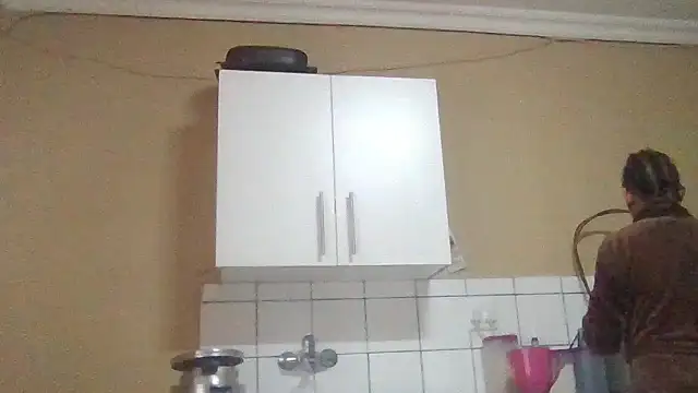 ShooingBunch online show from December 2025 08:08:01 AM