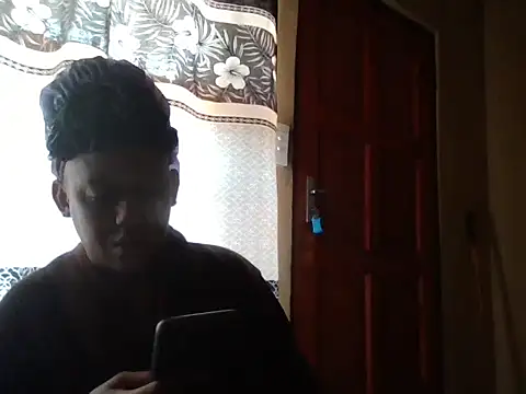 Snapshot of ShooingBunch chatting on October 2025 08:27:02 AM ShooingBunch online show from October 2025 08:27:02 AM