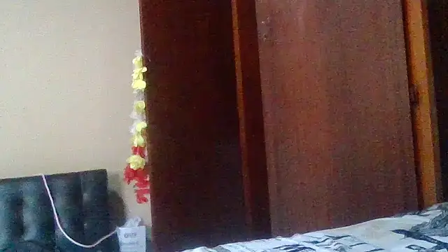 ShooingBunch online show from December 2025 02:38:02 PM