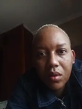 ShooingBunch online show from February 2026 12:46:02 PM