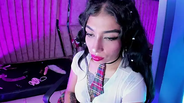 TeennNaugthy18 online show from February 2025 07:15:01 AM