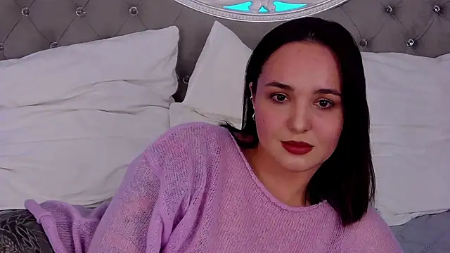 MeIisaLove online show from April 2026 02:18:02 PM