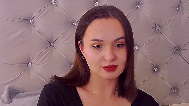 MeIisaLove online show from April 2026 03:02:02 PM