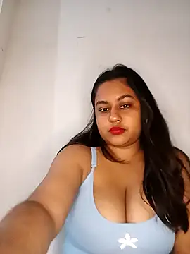 bumblebeegirl online show from February 2026 12:22:02 PM