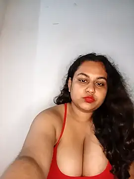bumblebeegirl online show from January 2026 09:11:02 PM