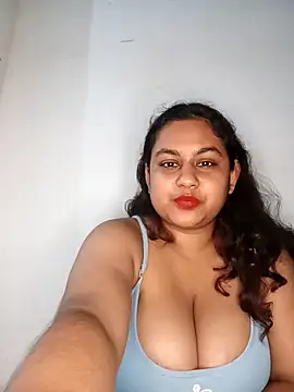bumblebeegirl online show from December 2025 11:05:02 PM