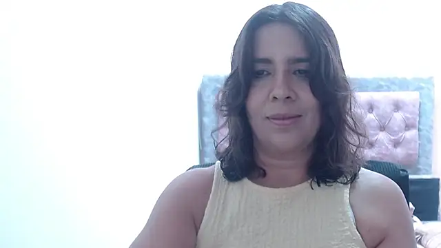 Snapshot of Victoria_meester chatting on July 2026 03:40:01 PM Victoria meester online show from July 2026 03:40:01 PM