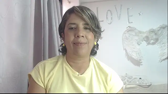 Victoria meester online show from September 2025 07:10:02 PM