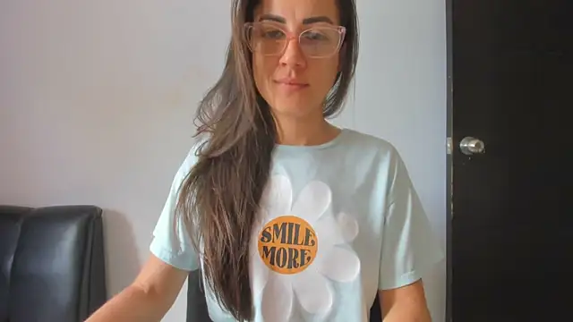 squirttati33 online show from September 2025 04:50:01 PM