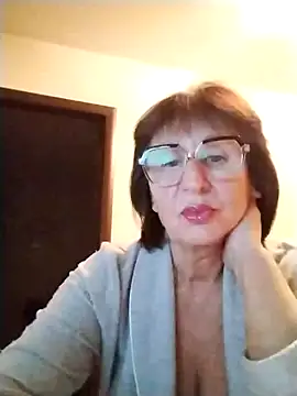 AlbinaXPretty online show from October 2025 07:25:02 PM