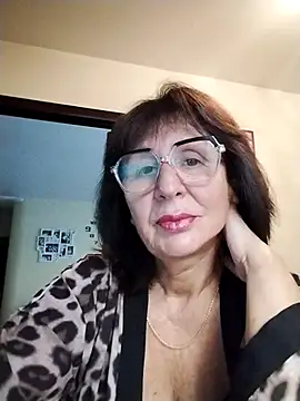 AlbinaXPretty online show from September 2025 07:31:01 AM