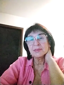 AlbinaXPretty online show from December 2025 05:03:02 PM