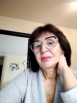 AlbinaXPretty online show from November 2025 09:24:02 AM