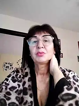 AlbinaXPretty online show from October 2025 09:43:01 AM