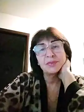 AlbinaXPretty online show from November 2025 03:11:01 PM