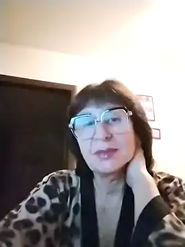 AlbinaXPretty online show from October 2025 07:58:02 PM