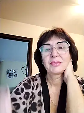 AlbinaXPretty online show from October 2025 06:15:01 AM