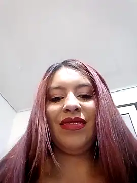 Snapshot of Luciana_and_Neitan chatting on October 2025 08:10:02 PM Luciana and Neitan online show from October 2025 08:10:02 PM
