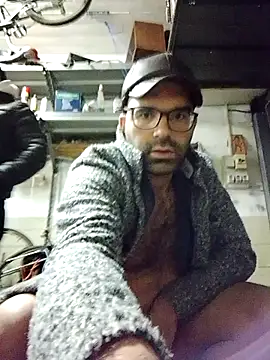 Passivello9 online show from November 2025 02:12:04 AM