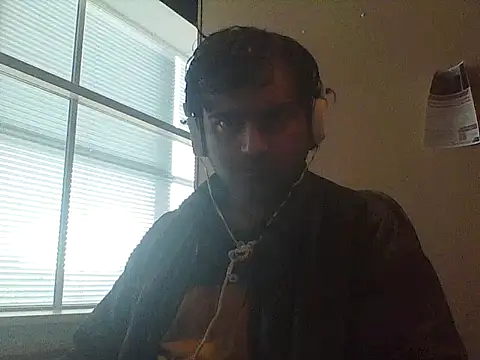 JohnBond009 online show from October 2025 10:41:02 AM