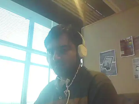 JohnBond009 online show from May 2026 07:09:01 PM