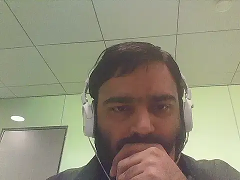 JohnBond009 online show from May 2026 09:03:02 AM