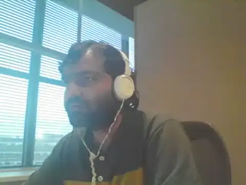 JohnBond009 online show from September 2025 06:06:01 PM