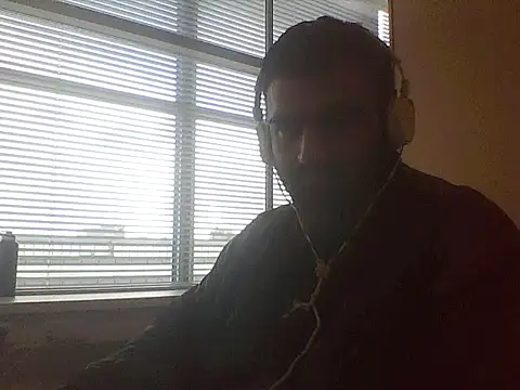 JohnBond009 online show from March 2025 01:08:01 PM