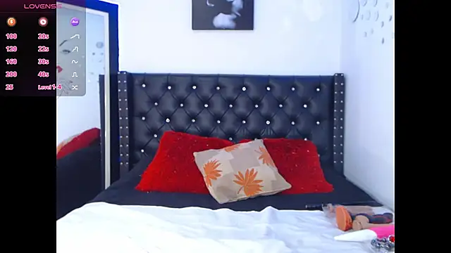 Snapshot of RosseRamiirez chatting on December 2025 08:42:02 PM RosseRamiirez online show from December 2025 08:42:02 PM