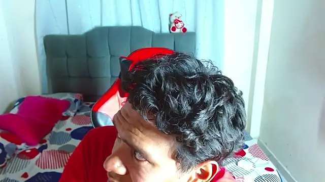 kelvin jhoseth1 online show from December 2025 02:11:02 AM