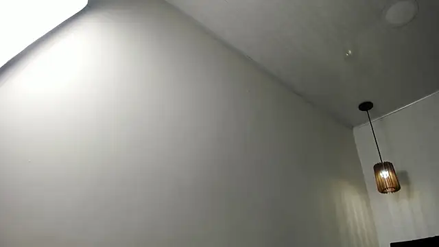 dolly zoe online show from April 2026 05:54:01 AM