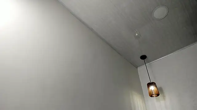 dolly zoe online show from April 2026 05:20:01 AM