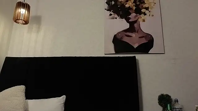 Snapshot of dolly_zoe chatting on February 2026 05:18:02 AM dolly zoe online show from February 2026 05:18:02 AM