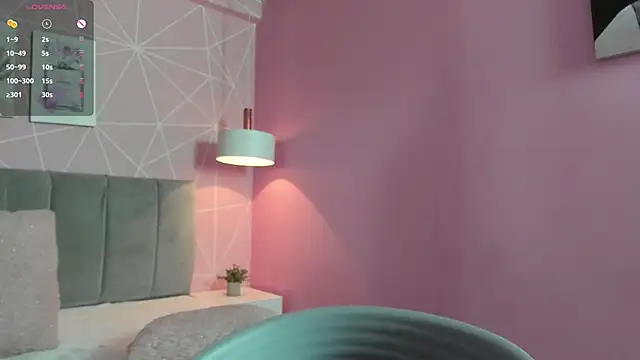 dolly zoe online show from March 2025 08:41:02 AM