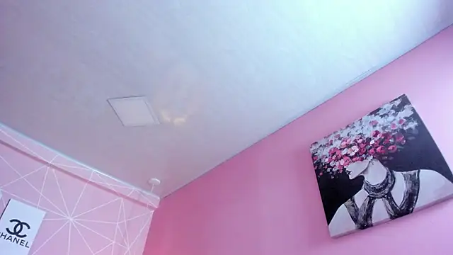 dolly zoe online show from October 2025 08:16:01 PM