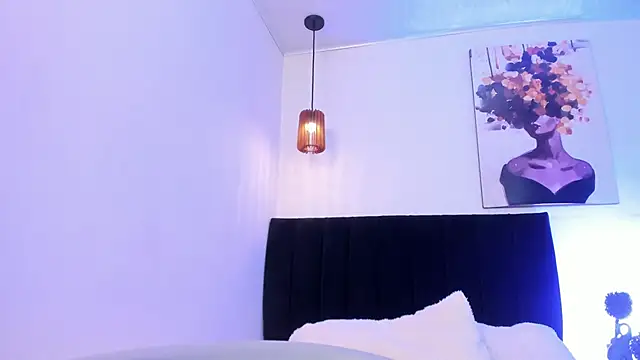 Snapshot of dolly_zoe chatting on February 2026 06:13:02 AM dolly zoe online show from February 2026 06:13:02 AM