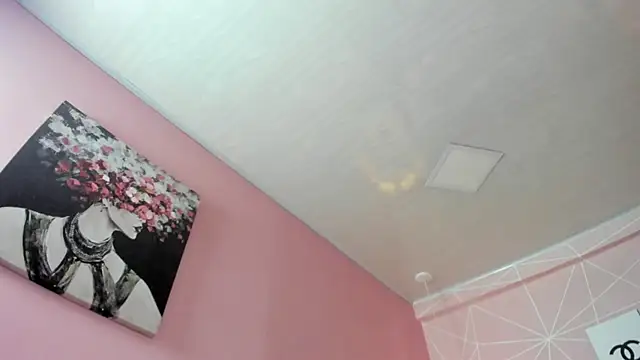 dolly zoe online show from December 2025 04:44:02 AM