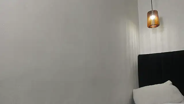 Snapshot of dolly_zoe chatting on February 2026 05:05:01 AM dolly zoe online show from February 2026 05:05:01 AM