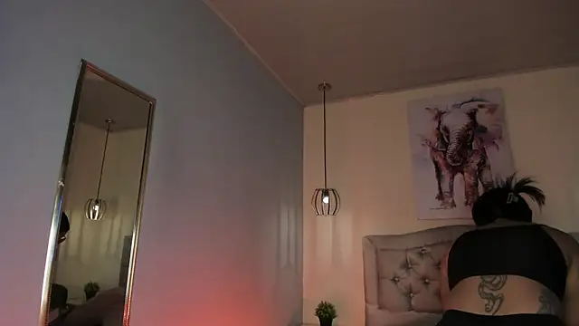 ayshel   online show from February 2026 03:19:01 AM