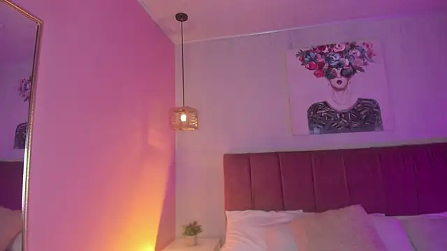 ayshel   online show from November 2025 05:06:01 PM