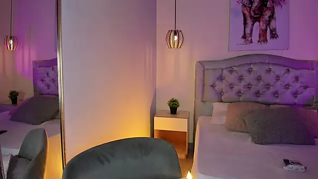 ayshel   online show from November 2025 05:00:02 AM