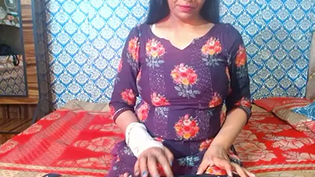 nikitahot3 online show from February 2026 01:05:02 AM