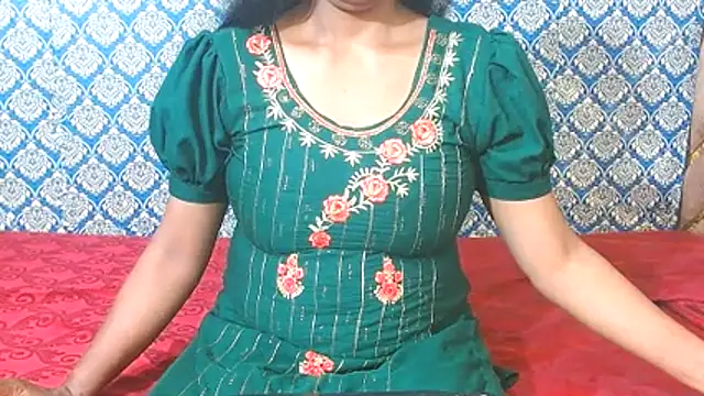 Snapshot of nikitahot3 chatting on March 2026 11:24:01 PM nikitahot3 online show from March 2026 11:24:01 PM